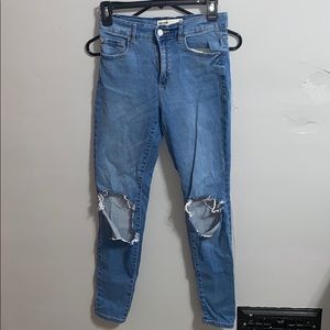 GARAGE CUSTOM RIPPED KNEE SKINNY JEAN